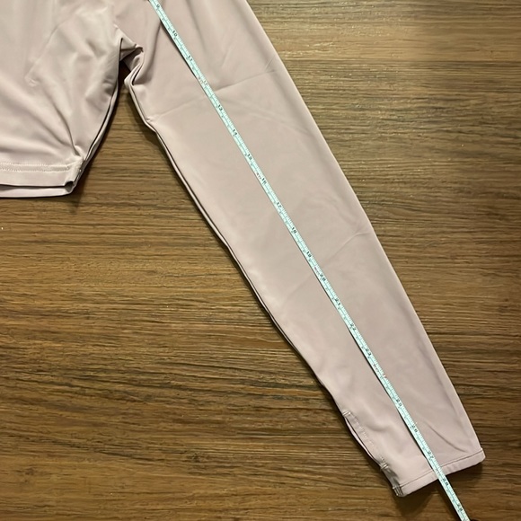 Gymshark Training Long Sleeve Crop Top - Women’s Small - Picture 8 of 8